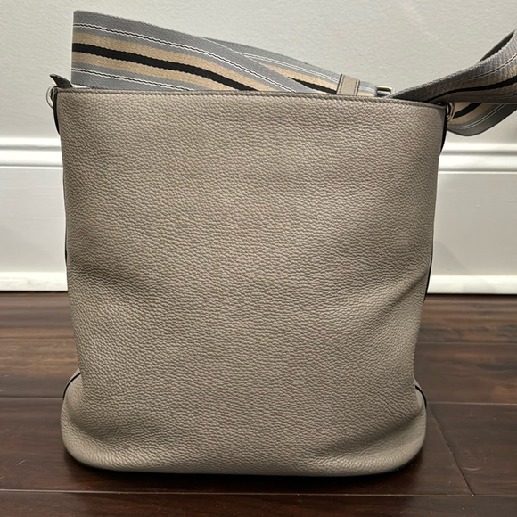 Prada Vitello Phenix Hobo Handbag - Picture 5 of 16